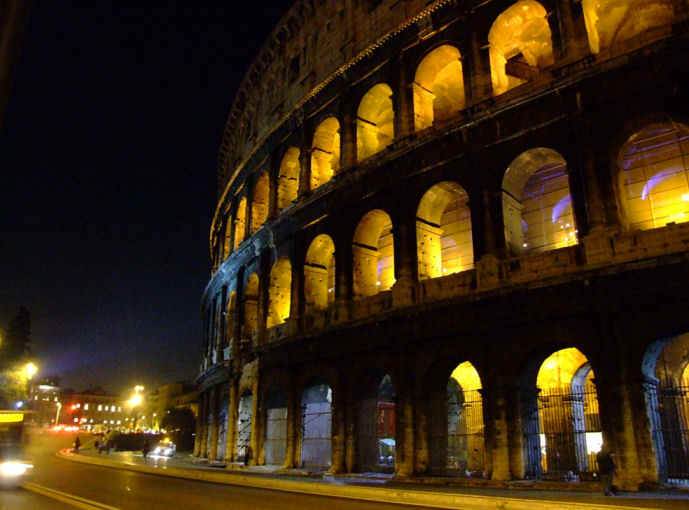 roma.colosseo.jpg (90814 byte)
