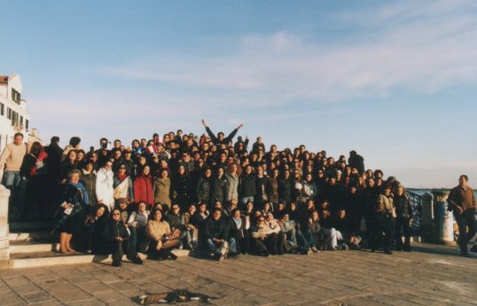 gruppo.jpg (37732 byte)